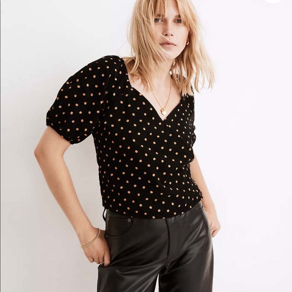 NWT Madewell Black and Tan polka dot corduroy puff sleeve wrap top